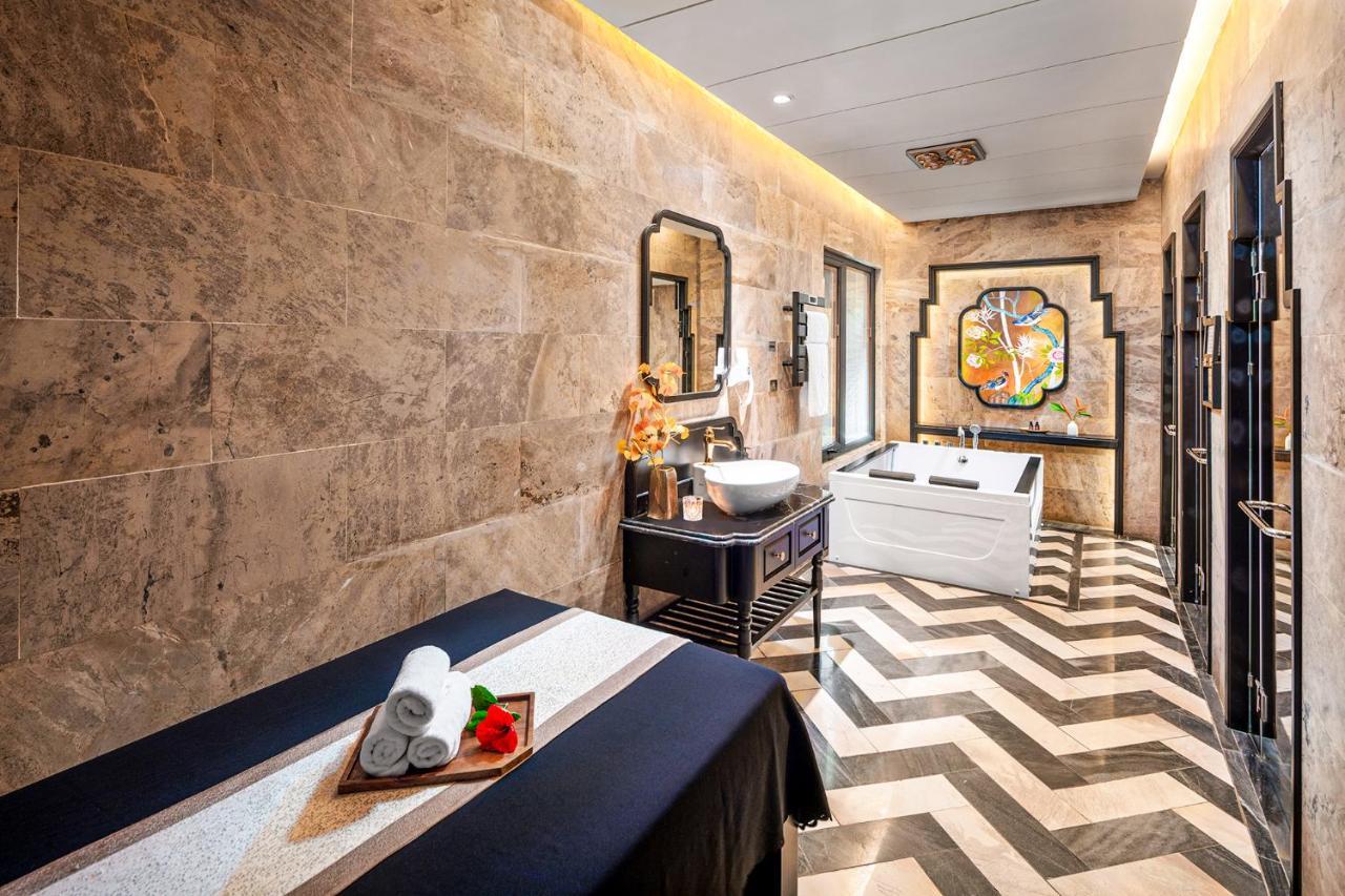 Ravatel Luxury Hotel Bac Giang Eksteriør billede